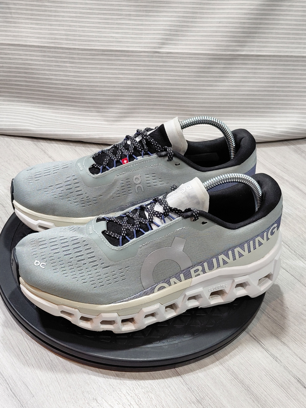 On Running Womens CloudMonster 2 Lightweight Aloe Sage Green Running Shoes SZ 9